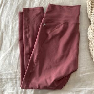 Powerhold Fabletics 7/8 High-Waisted Leggings size Medium rose color